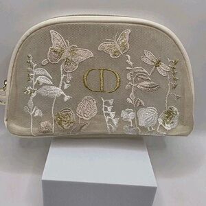 DIOR 2025 Mother's Day Cosmetic Pouch Embroidered Butterflies. GWP